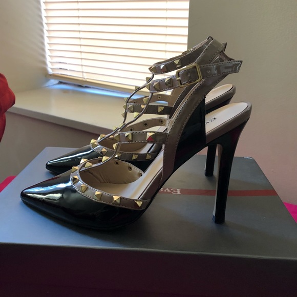 Eva & Zoe - Picture 4 of 5